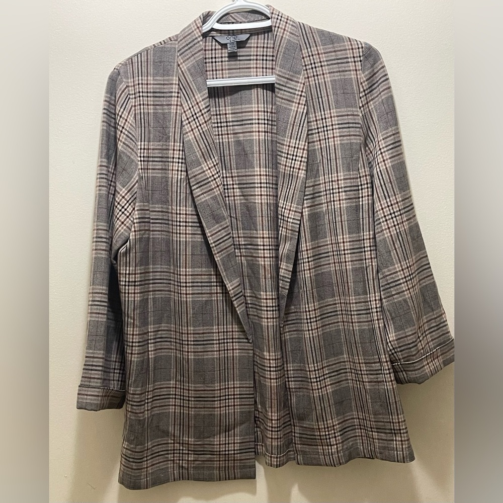 One Plaid Blazer Women Size US Medium